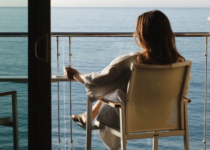 cyber sale at malibu beach inn